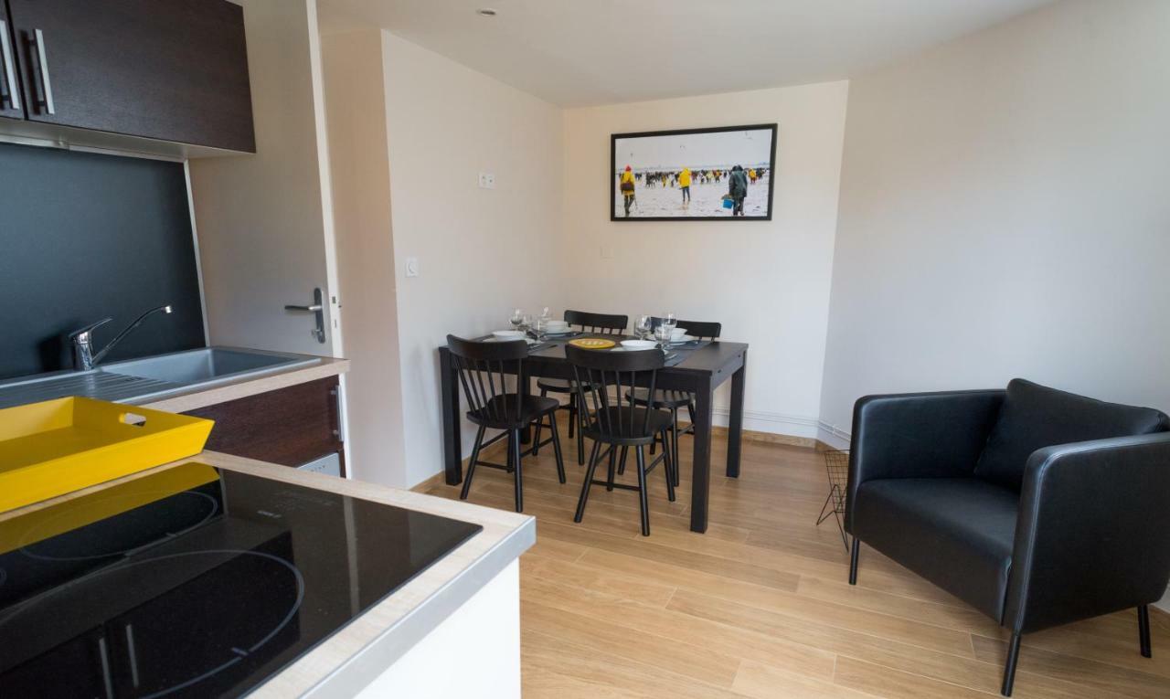 Le Courtoisville Apartment Saint-Malo Exteriör bild
