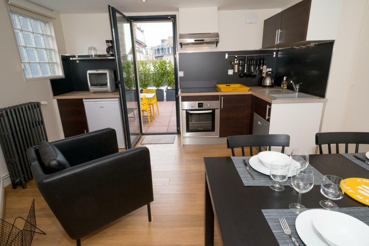 Le Courtoisville Apartment Saint-Malo Exteriör bild